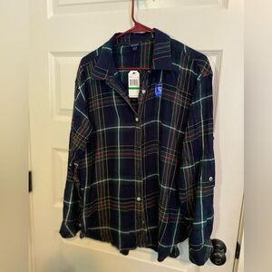 Pretty NWT Nautica size L plaid shirt.